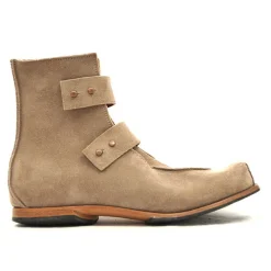 Boots*CYDWOQ Runway-W