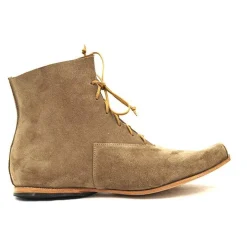 Boots*CYDWOQ Seat