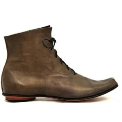 Boots*CYDWOQ Seat