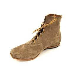 Boots*CYDWOQ Seat