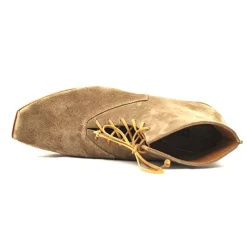 Boots*CYDWOQ Seat