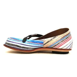 Shoes*CYDWOQ Signal