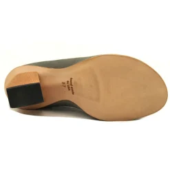 Boots*CYDWOQ Unite